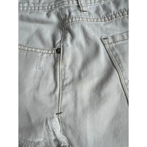 Free People White/Cream Women's Button Fly Jean Shorts Size 29 - Picture 3 of 6